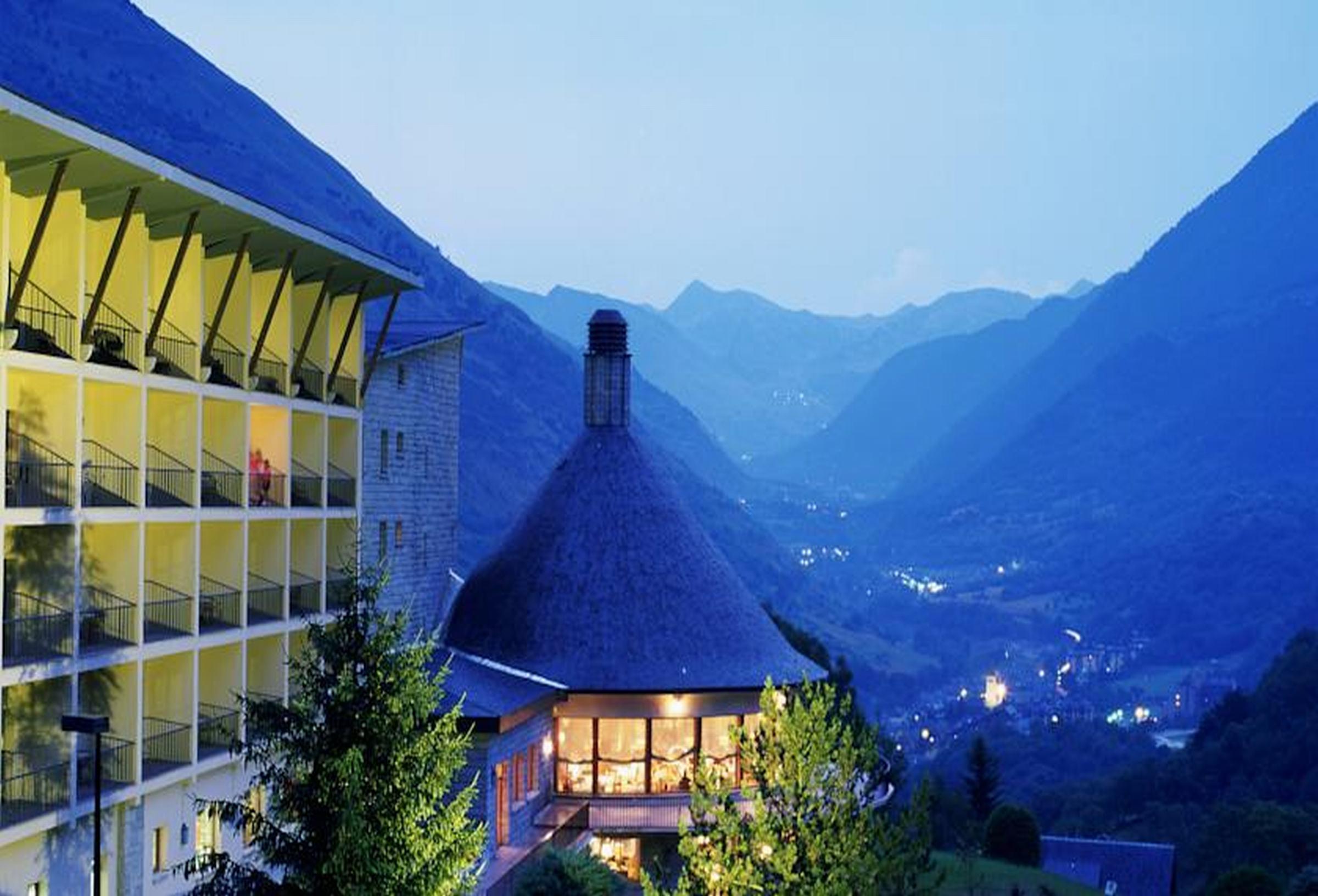 Parador De Vielha Exterior photo